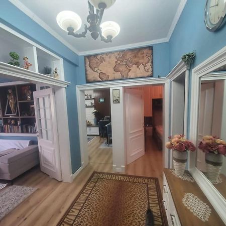 Apartamenti8 Korca Exteriör bild